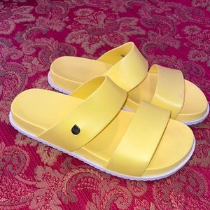 Igor rubber sandals size 8 (made in Spain)